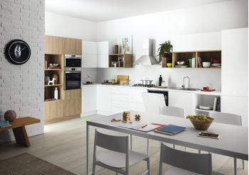 Indesit Four micro-ondes Encastrable MWI 5213 IX Stainless Steel Electronique 22 Micro-ondes + gril 750 Lifestyle perspective