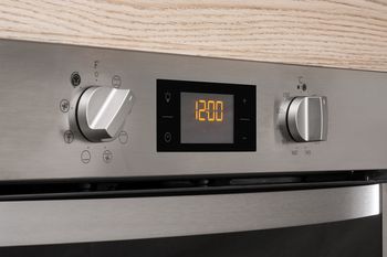 Indesit Four Encastrable IFW 5844 C IX Electrique A+ Lifestyle control panel