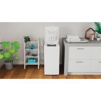 Indesit-Lave-linge-Pose-libre-BTW-L6230-FR-N-Blanc-Lave-linge-top-D-Lifestyle-frontal-open