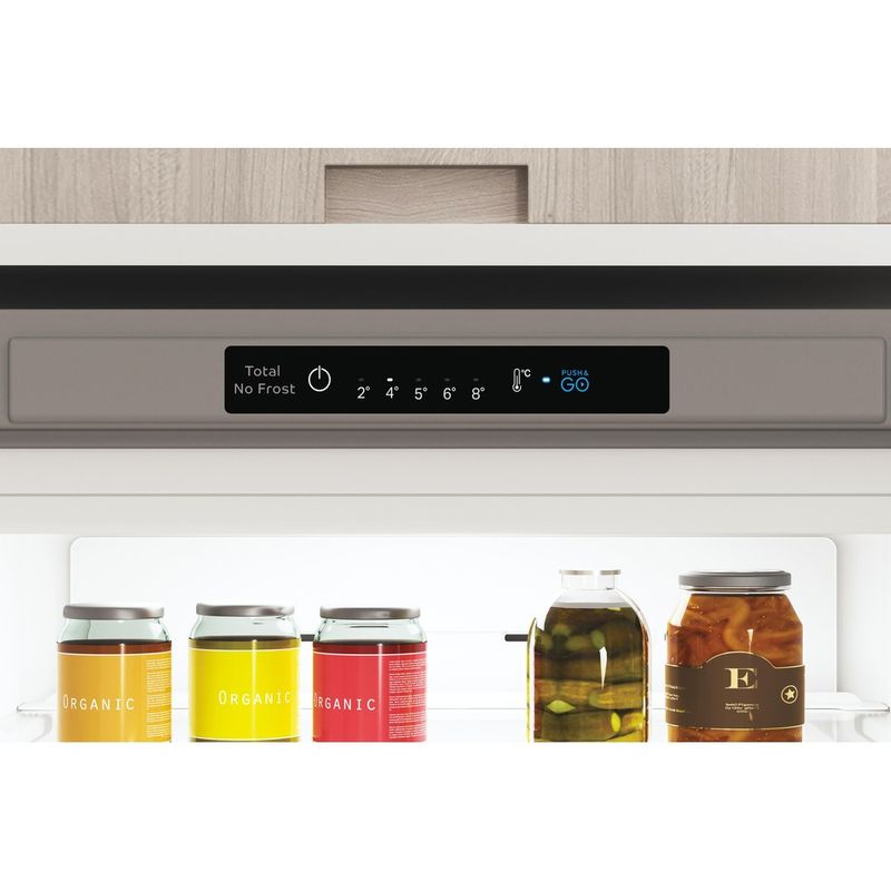 Indesit-Combine-refrigerateur-congelateur-Pose-libre-INFC9-TI21X-Inox-2-portes-Lifestyle-control-panel