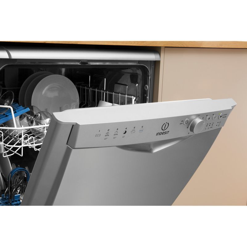 Indesit-Lave-vaisselle-Pose-libre-DDFG-26B17-S-EU-Pose-libre-A-Lifestyle-control-panel