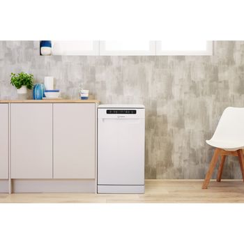 Indesit-Lave-vaisselle-Pose-libre-DSR-57M17-Pose-libre-A-Lifestyle-frontal