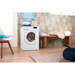 Indesit-Lave-linge-Pose-libre-BWE-61252-W-FR-Blanc-Lave-linge-frontal-A---Lifestyle-perspective