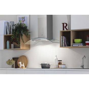 Indesit-Table-de-cuisson-IVIS-631-BL-F-Noir-Induction-vitroceramic-Lifestyle-perspective