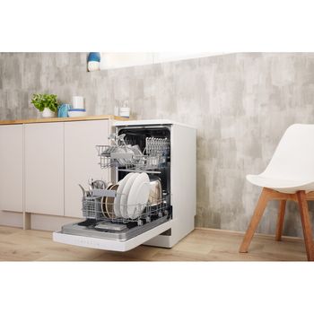 Indesit-Lave-vaisselle-Pose-libre-DSFC-3T117-Pose-libre-A--Lifestyle-perspective-open