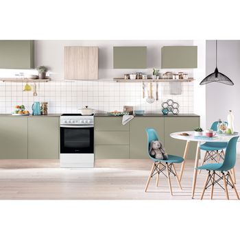 Indesit-Cuisiniere-IS5V5GCW-E-Blanc-Electrique-Lifestyle-frontal