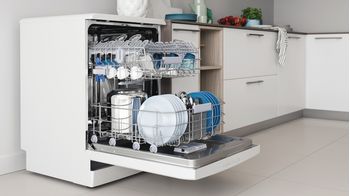 Indesit Lave-vaisselle Pose-libre DFO 3C23 A Pose-libre E Lifestyle perspective open