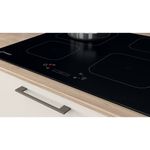 Indesit-Table-de-cuisson-IS-83Q60-NE-Noir-Induction-vitroceramic-Lifestyle-control-panel