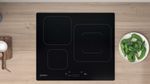 Indesit Table de cuisson IS 33Q60 NE Noir Induction vitroceramic Lifestyle frontal