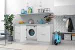 Indesit Lavante-séchante Encastrable BI WDIL 861484 EU Blanc Lave-linge frontal Lifestyle perspective