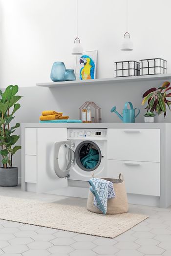 Indesit Lavante-séchante Encastrable BI WDIL 861484 EU Blanc Lave-linge frontal Lifestyle perspective open