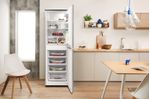 Indesit Combiné réfrigérateur congélateur Pose-libre CAA 55 NX 1 Inox 2 portes Lifestyle frontal open