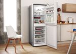 Indesit Combiné réfrigérateur congélateur Pose-libre CAA 55 NX 1 Inox 2 portes Lifestyle perspective open