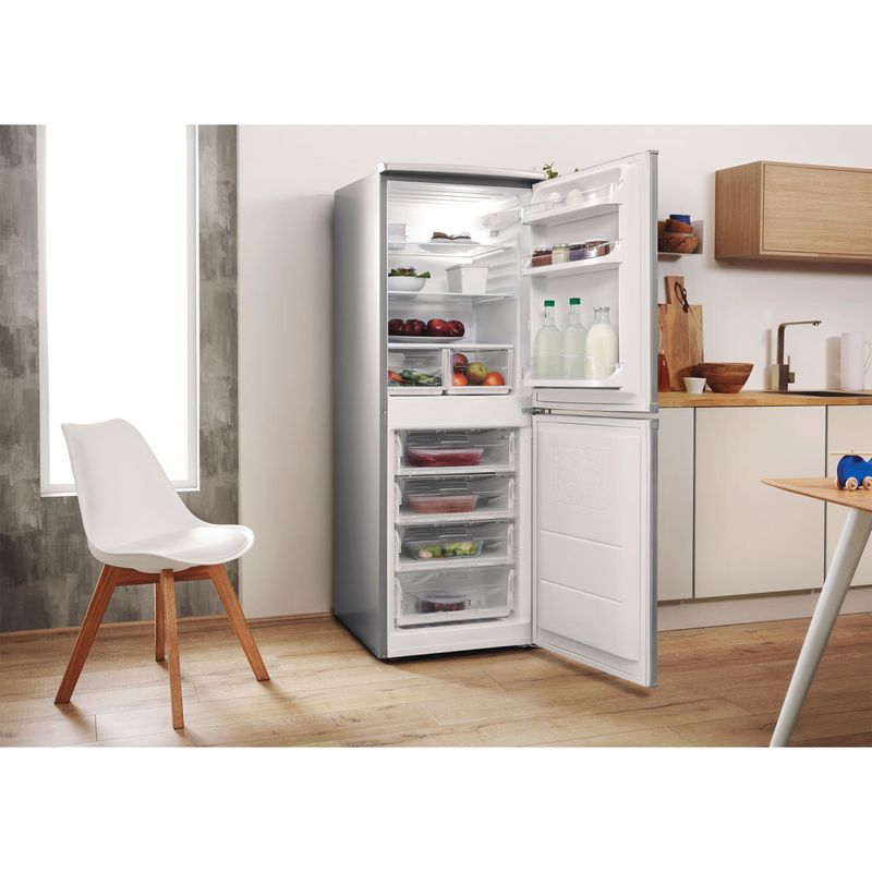 Indesit-Combine-refrigerateur-congelateur-Pose-libre-CAA-55-NX-1-Inox-2-portes-Lifestyle-perspective-open
