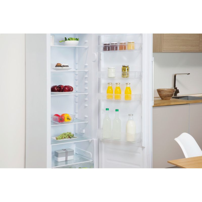 Indesit-Refrigerateur-Pose-libre-SI4-1-W1-Blanc-Lifestyle-perspective-open