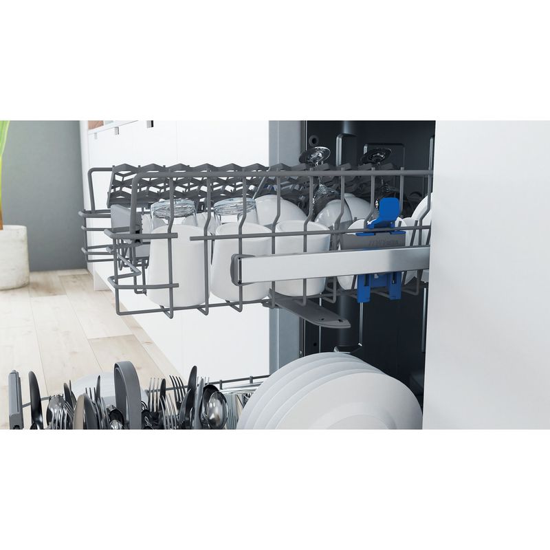 Indesit-Lave-vaisselle-Encastrable-DSIC-3M19-Tout-integrable-F-Lifestyle-detail
