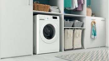 Indesit-Lave-linge-Pose-libre-BWDE-91285X-W-FR-N-Blanc-Lave-linge-frontal-B-Lifestyle-perspective