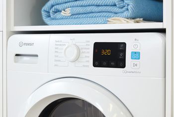 Indesit Sèche-linge YT M11 83 X FR Blanc Control panel