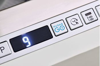 Indesit Lave-vaisselle Encastrable DSIO 3T224 CE Tout intégrable E Control panel