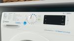 Indesit-Lave-linge-Pose-libre-BWE-91295X-WV-FR-Blanc-Lave-linge-frontal-B-Lifestyle-control-panel