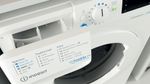 Indesit Lave-linge Pose-libre BWEJ111496XWVFR Blanc Lave-linge frontal A Drawer