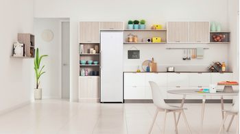 Indesit Réfrigérateur Pose-libre SI8 2Q WD FR Polar White Lifestyle frontal