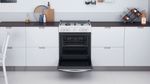 Indesit Cuisinière IS67M5PCW/FR/1 Blanc Mixte Lifestyle frontal open