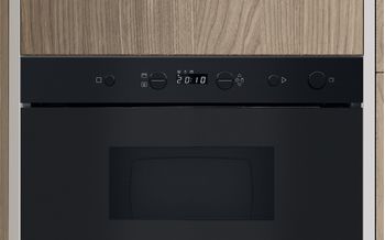 Indesit-Four-micro-ondes-Encastrable-IM-K11-B-Noir-Electronique-22-Micro-ondes-uniquement-750-Lifestyle-control-panel