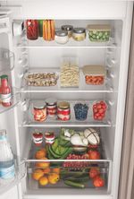 Indesit-Combine-refrigerateur-congelateur-Encastrable-INC18D011A1-LH-FR-Blanc-2-portes-Drawer