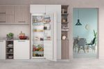 Indesit-Refrigerateur-Encastrable-INSD18A031B1-FR-Acier-Lifestyle-frontal-open