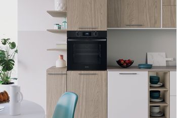 Indesit-Four-Encastrable-IO-2580C-B-Electrique-A--Lifestyle-frontal