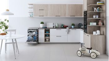 Indesit Lave-vaisselle Pose-libre I0F D651 X Pose-libre B Lifestyle frontal open