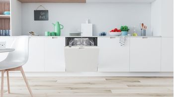 Indesit-Lave-vaisselle-Encastrable-IN2IC14BN7S1-Tout-integrable-C-Lifestyle-frontal