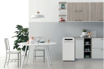 Indesit Lave-vaisselle Pose-libre IN2FD10CS70W Pose-libre D Lifestyle frontal
