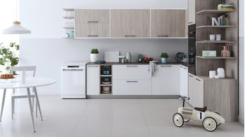 Indesit Lave-vaisselle Pose-libre IN2FC14BN70W Pose-libre C Lifestyle frontal open