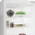 Indesit-Combine-refrigerateur-congelateur-Encastrable-KINH-1271-B4E-Zinc-Metal-2-portes-Lifestyle-perspective